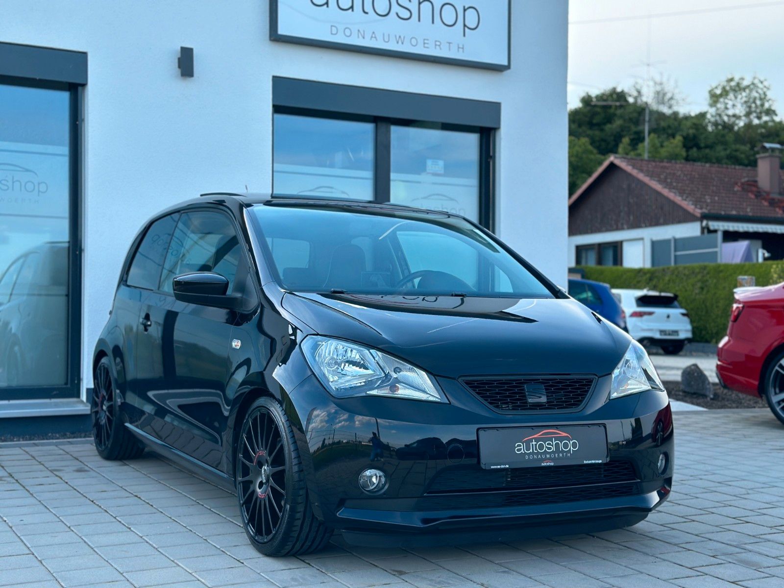 Fahrzeugabbildung SEAT Mii Sport/SoundSystem/Garmin/Sportsitze/PDC/17"