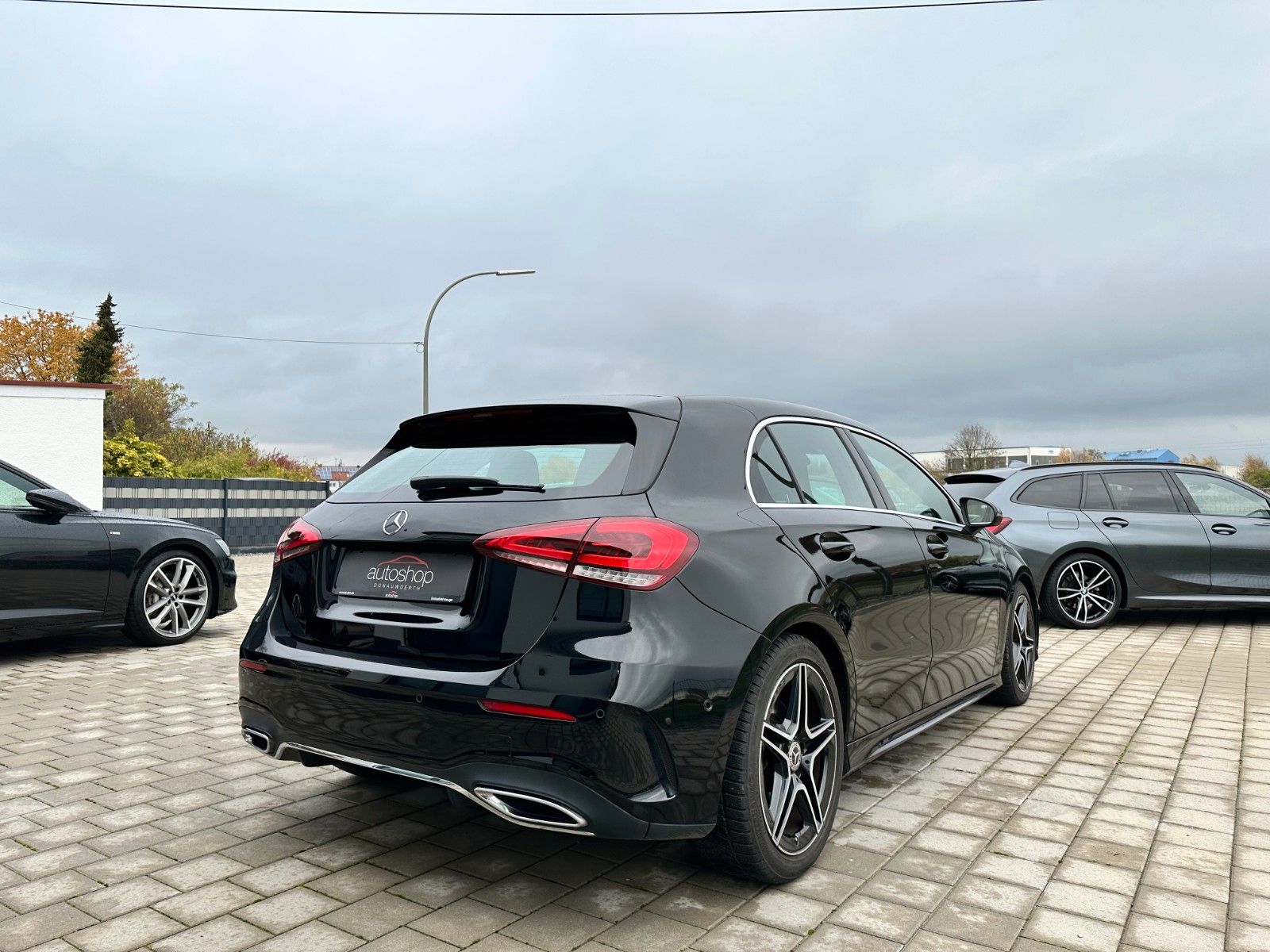 Fahrzeugabbildung Mercedes-Benz A220 AMG Line/7G-DCT/AHK/LED/Burmester/1.Hand
